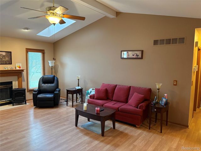 41365 FORTUNA DRIVE E, Clinton Charter Township, MI 48038