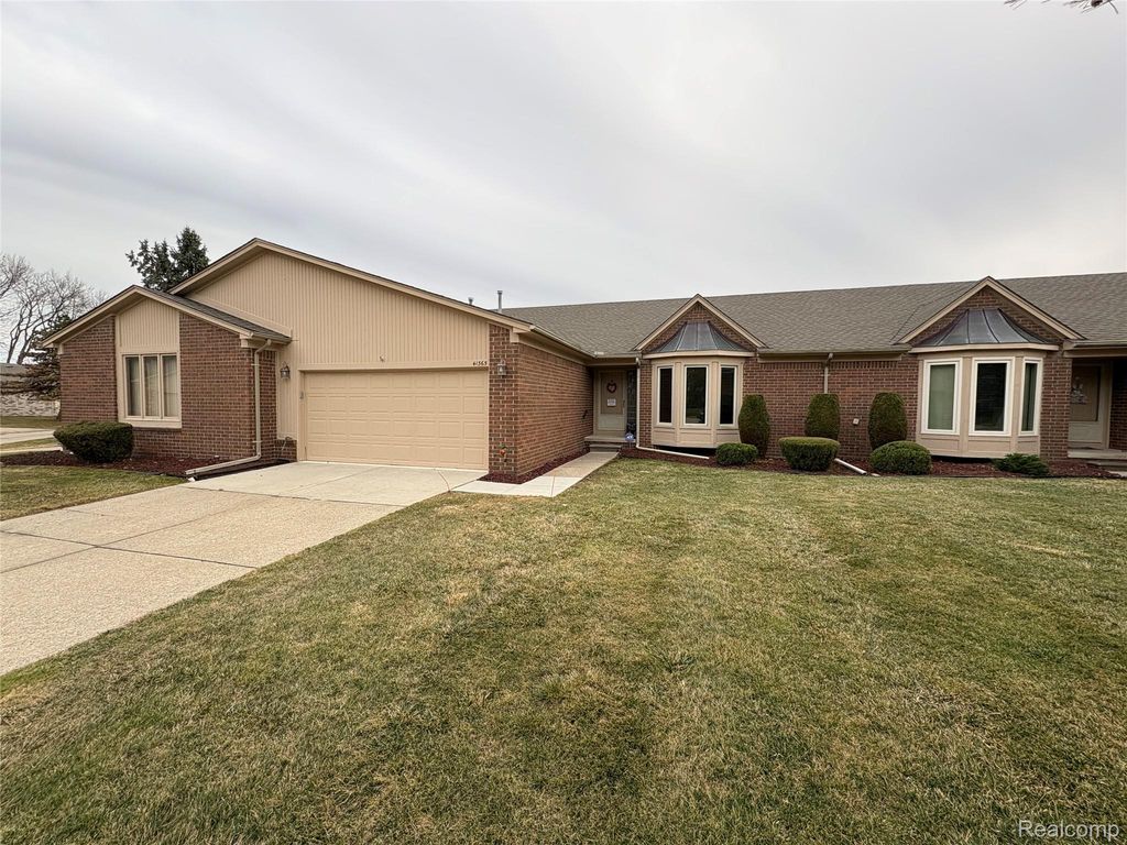 41365 FORTUNA DRIVE E, Clinton Charter Township, MI 48038