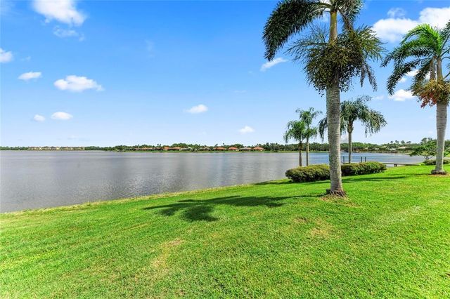 6577 WATERS EDGE WAY, Lakewood Ranch, FL 34202