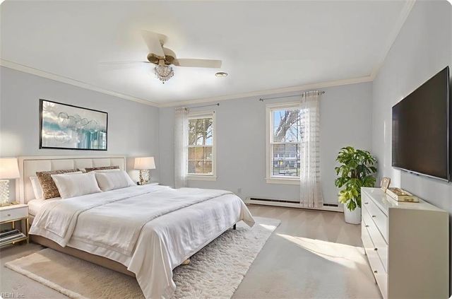 764 Largo DR, Virginia Beach, VA 23464