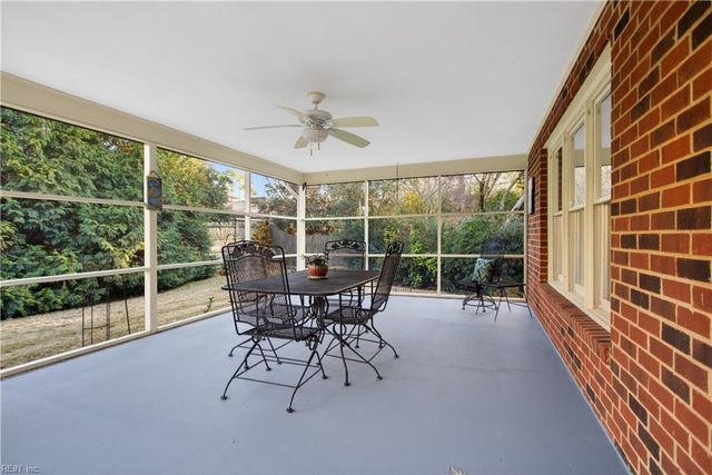 764 Largo DR, Virginia Beach, VA 23464