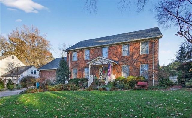 764 Largo DR, Virginia Beach, VA 23464