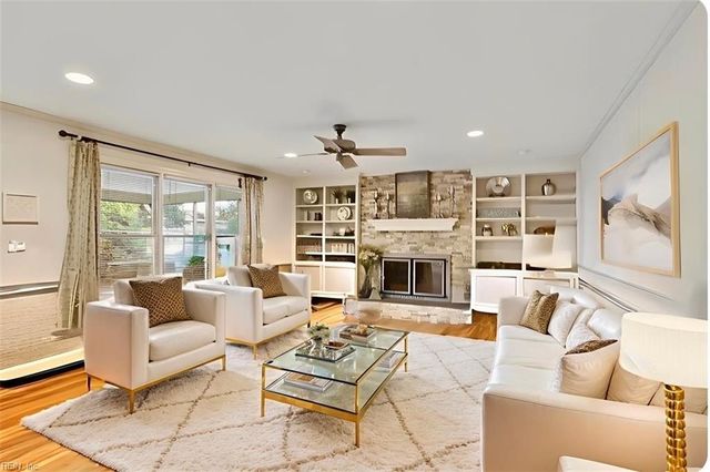 764 Largo DR, Virginia Beach, VA 23464