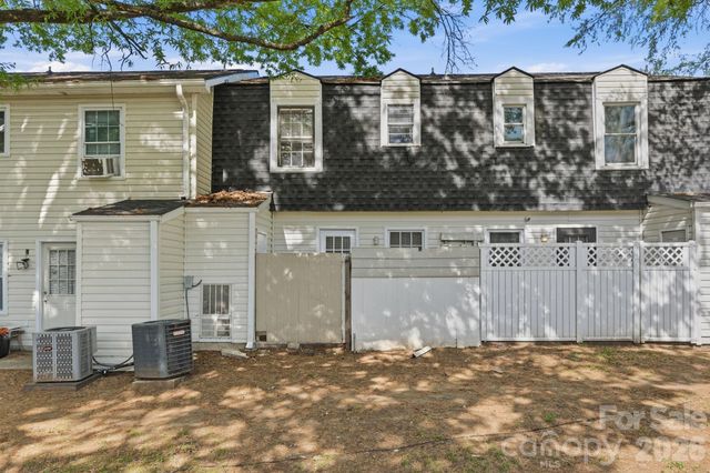 2220 Yorkhills Drive 2, Charlotte, NC 28217