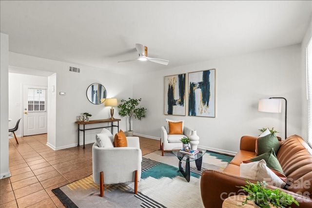 2220 Yorkhills Drive 2, Charlotte, NC 28217