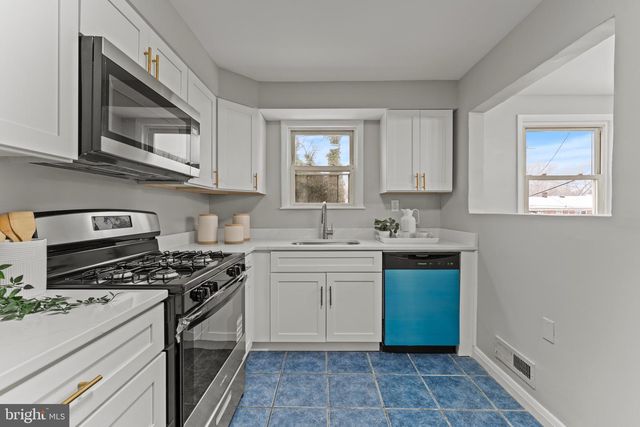 853 LENTON AVE, Baltimore, MD 21212