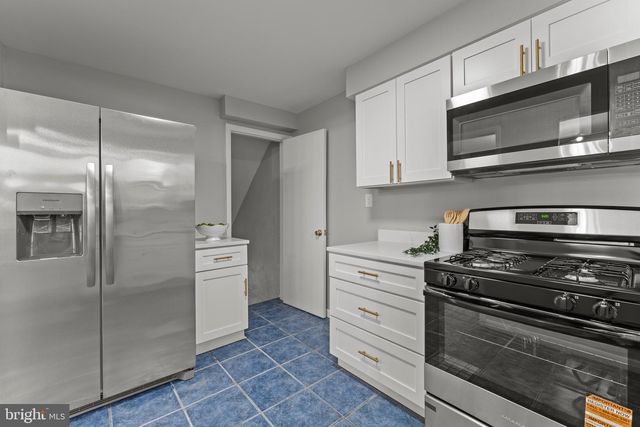 853 LENTON AVE, Baltimore, MD 21212