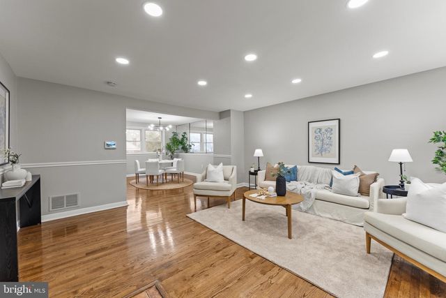 853 LENTON AVE, Baltimore, MD 21212