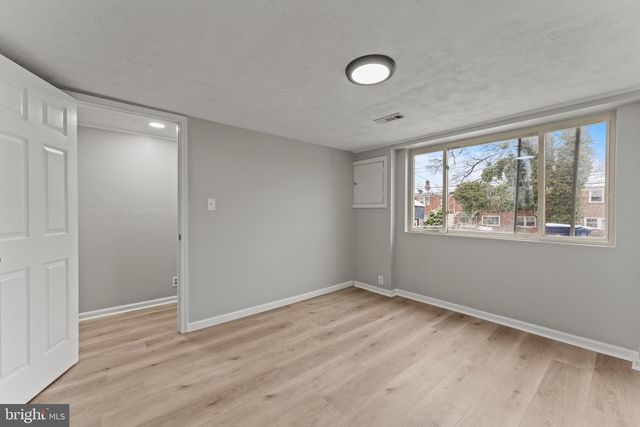 853 LENTON AVE, Baltimore, MD 21212