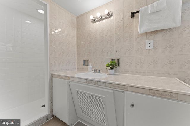 853 LENTON AVE, Baltimore, MD 21212