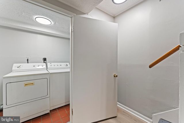 853 LENTON AVE, Baltimore, MD 21212