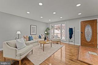 853 LENTON AVE, Baltimore, MD 21212