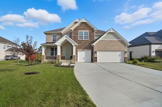 8851 Old Farm Way, West Chester, OH 45069