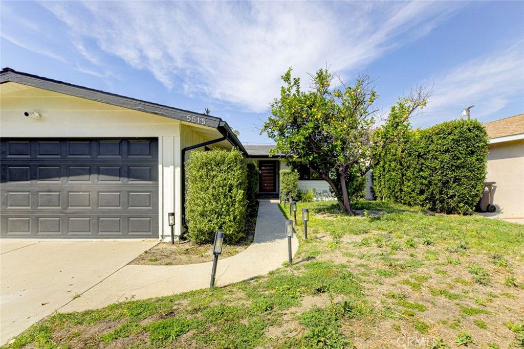 5515 Hermitage Avenue, Valley Village, CA 91607