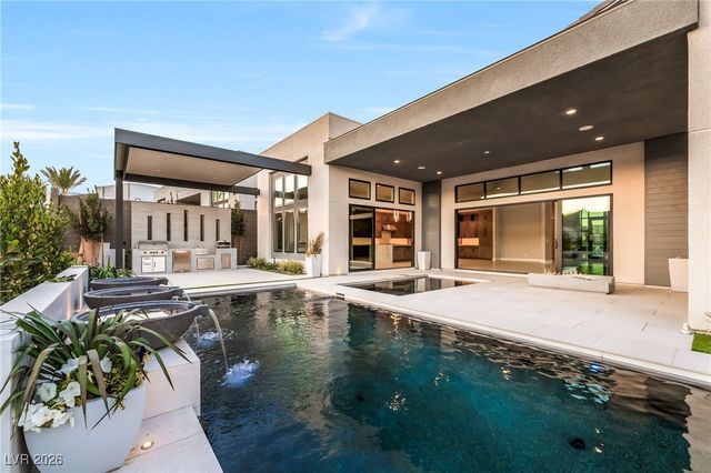 10995 Desert Heights Avenue, Las Vegas, NV 89135