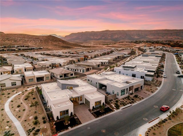 10995 Desert Heights Avenue, Las Vegas, NV 89135