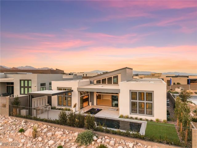 10995 Desert Heights Avenue, Las Vegas, NV 89135