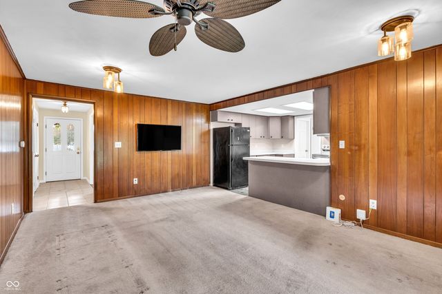 7694 Poplar Road, Brownsburg, IN 46112