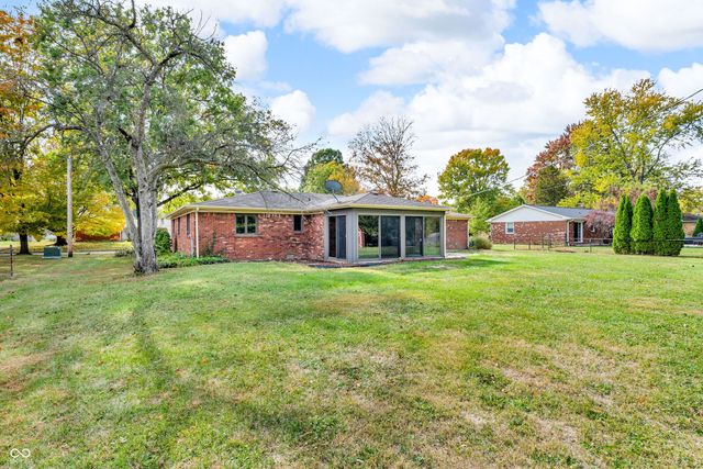 7694 Poplar Road, Brownsburg, IN 46112