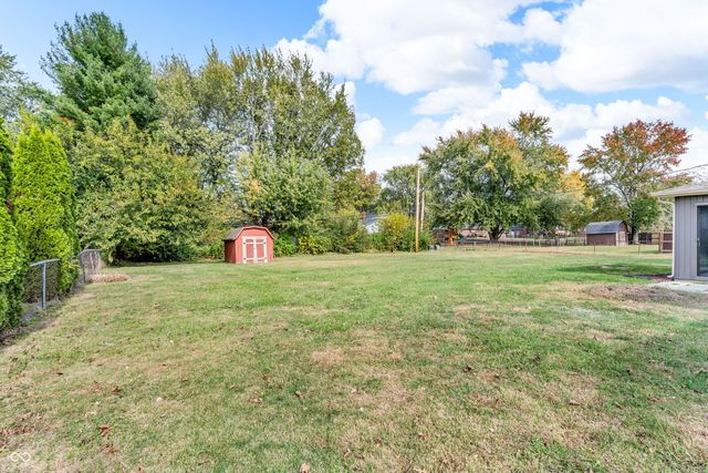 7694 Poplar Road, Brownsburg, IN 46112