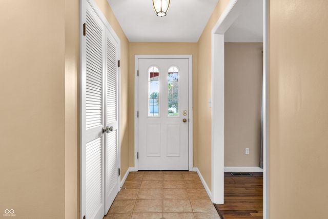 7694 Poplar Road, Brownsburg, IN 46112