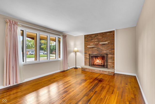 7694 Poplar Road, Brownsburg, IN 46112