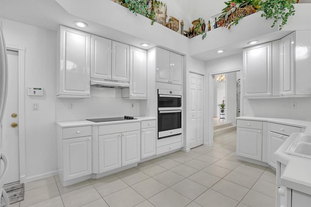 559 SW Squire Johns Lane, Palm City, FL 34990