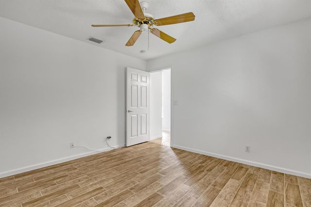 559 SW Squire Johns Lane, Palm City, FL 34990