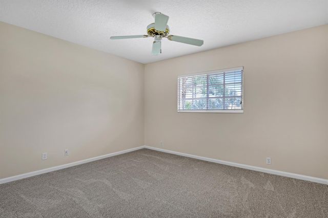 559 SW Squire Johns Lane, Palm City, FL 34990