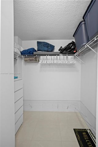 529 E Sheridan St 307, Dania Beach, FL 33004