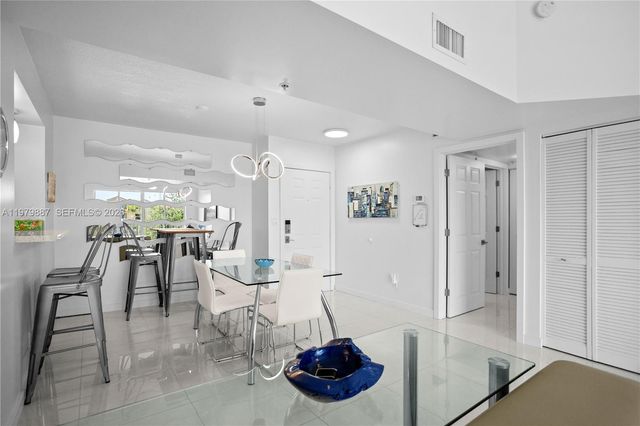 529 E Sheridan St 307, Dania Beach, FL 33004