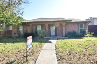 5414 Castleview Lane, Garland, TX 75044
