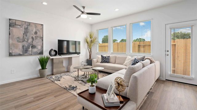 1914 Olivos St, Missouri City, TX 77459