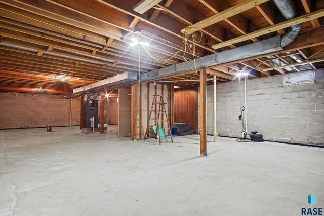 4210 Hermans Loop Loop, Yankton, SD 57078
