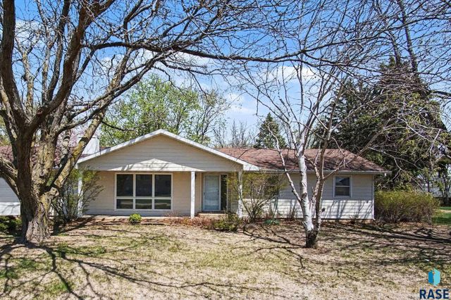 4210 Hermans Loop Loop, Yankton, SD 57078