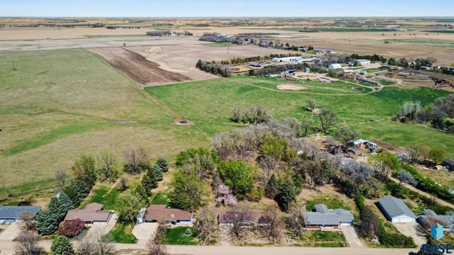 4210 Hermans Loop Loop, Yankton, SD 57078