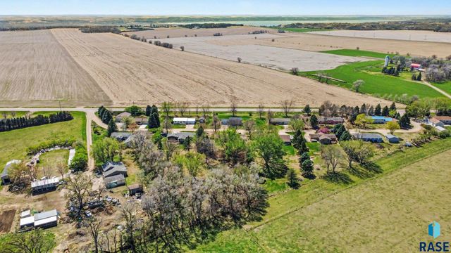 4210 Hermans Loop Loop, Yankton, SD 57078