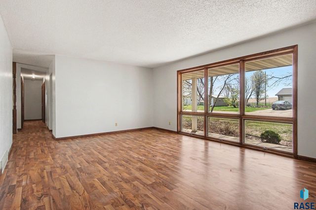 4210 Hermans Loop Loop, Yankton, SD 57078