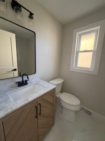 11647 S Aberdeen Street, Chicago, IL 60643