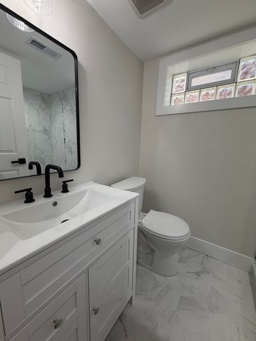 11647 S Aberdeen Street, Chicago, IL 60643