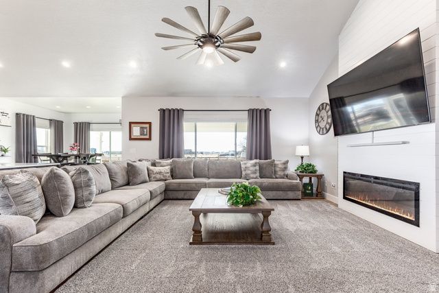 4255 W 950 S, West Weber, UT 84401