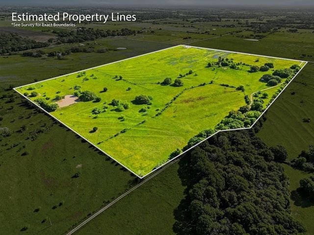 2080 Fm 155 S, Weimar, TX 78962