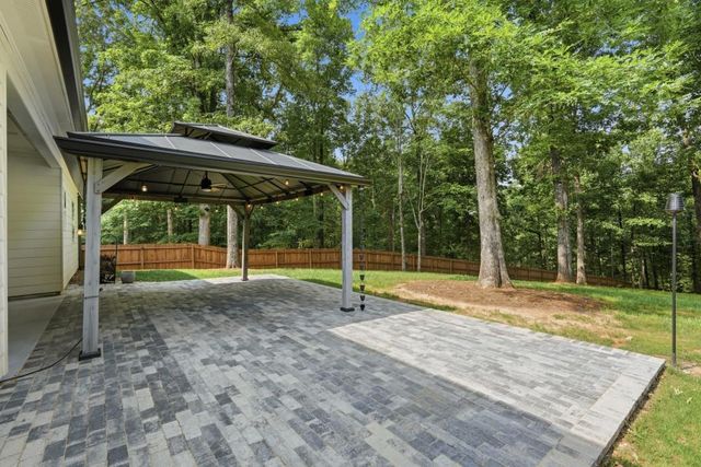 100 Rivermont Lane, Dahlonega, GA 30533