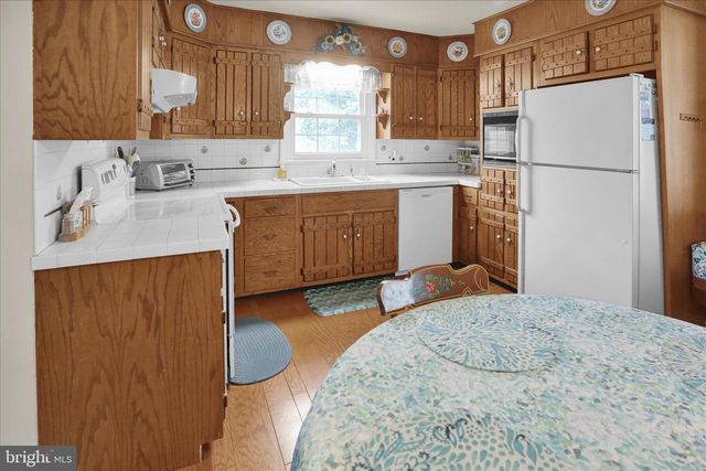 2520 HOPEWELL RD, Elverson, PA 19520