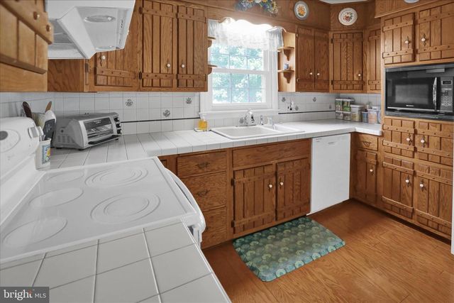2520 HOPEWELL RD, Elverson, PA 19520