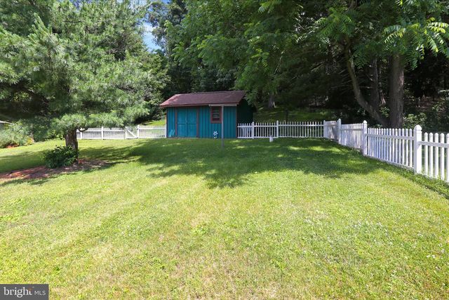 2520 HOPEWELL RD, Elverson, PA 19520