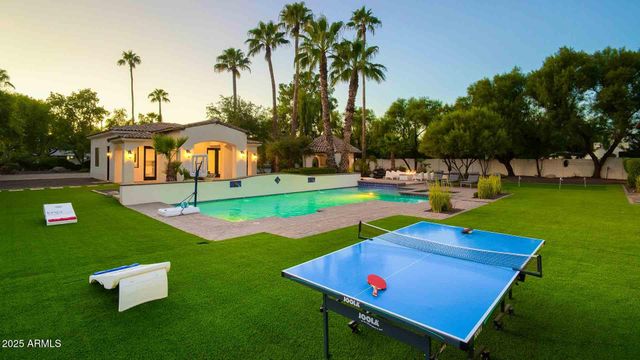 9300 N 58th Street, Paradise Valley, AZ 85253
