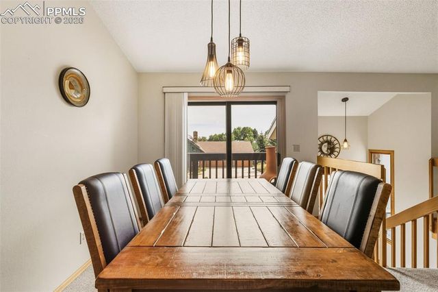 11 Kreg Lane, Manitou Springs, CO 80829