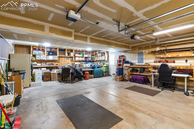 11 Kreg Lane, Manitou Springs, CO 80829