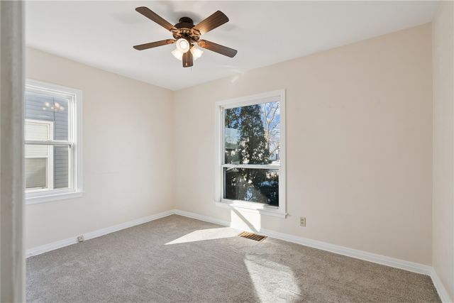 147 18th Street SW, Cedar Rapids, IA 52404